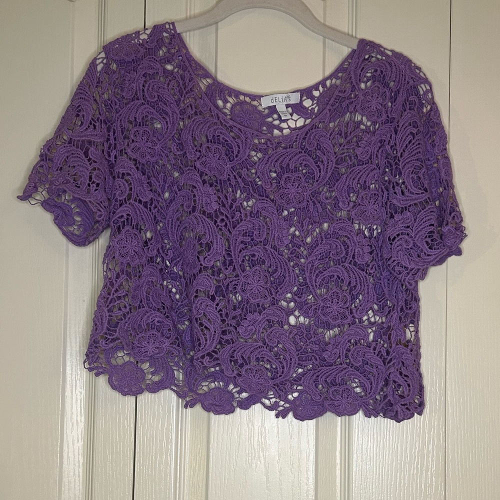 Women’s Short Sleeve Lace Layering Top | Size M